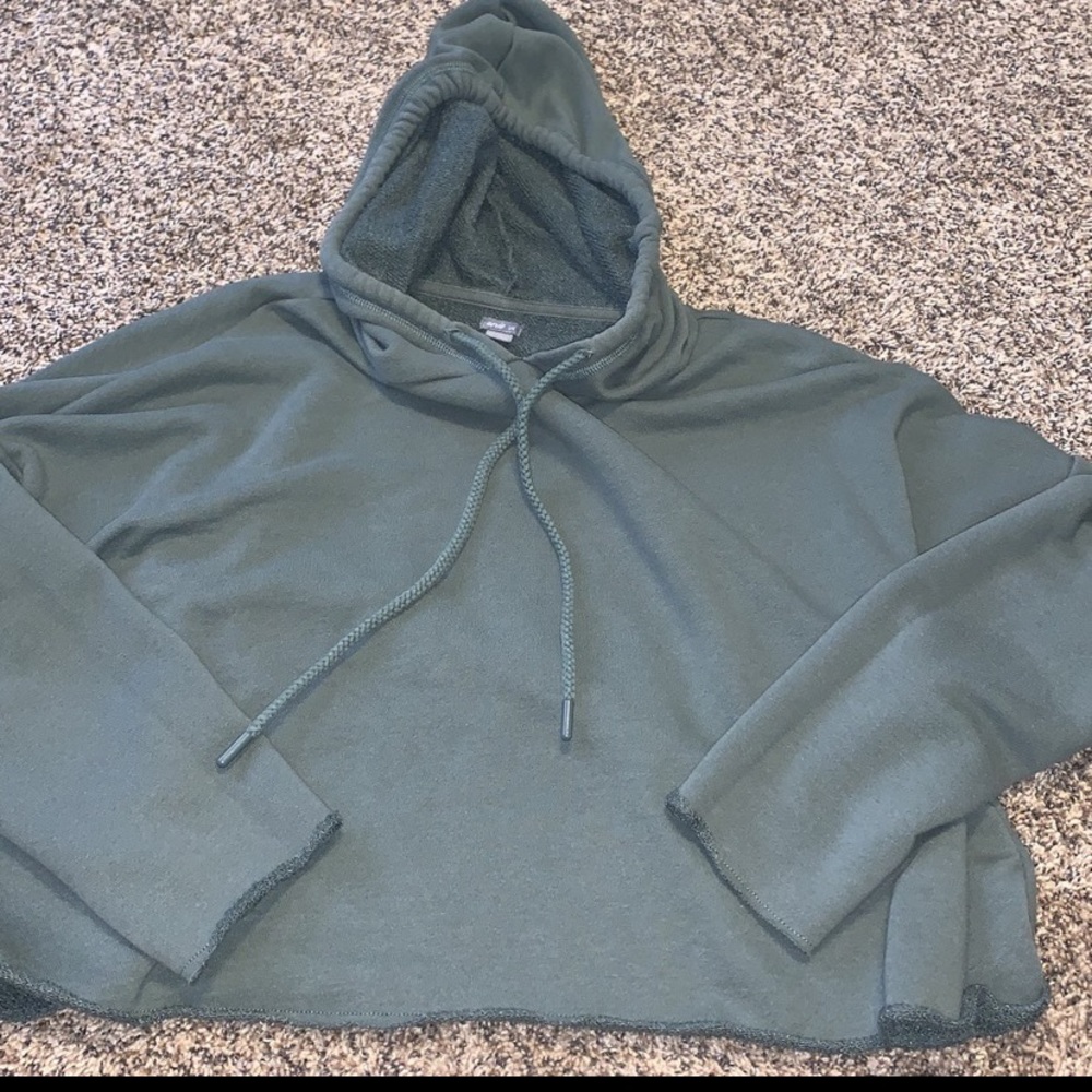 Women’s cropped aerie hooded sweatshirt